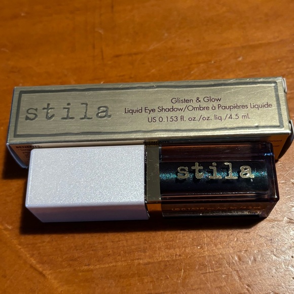Stila Glisten & Glow Liquid Eye Shadow Waterfall - Picture 3 of 16